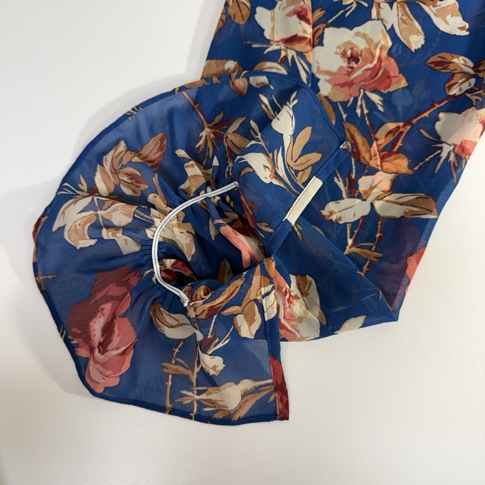 Urban Outfitters Cropped Long Sleeve Floral Top Womens Large Blue Boho - Picture 8 of 12